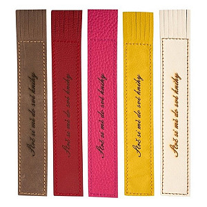 Kožená záložka se střapci Strč si mě do své knihy