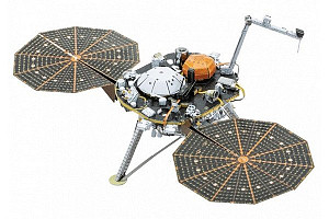 Metal Earth 3D kovový model Insight Mars Lander