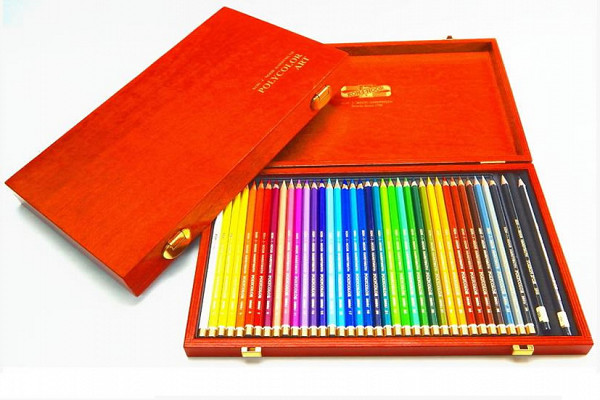 Koh-i-noor pastelky umělecké POLYCOLOR kreslířská sada 36 ks v dřevěné krabičce