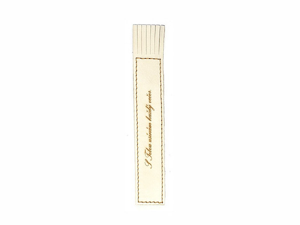 Kožená záložka se střapci S Tebou usínám každý večer