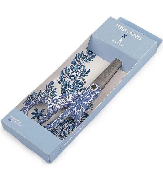 Univerzální nůžky Fiskars FXR Ostindia floris modré